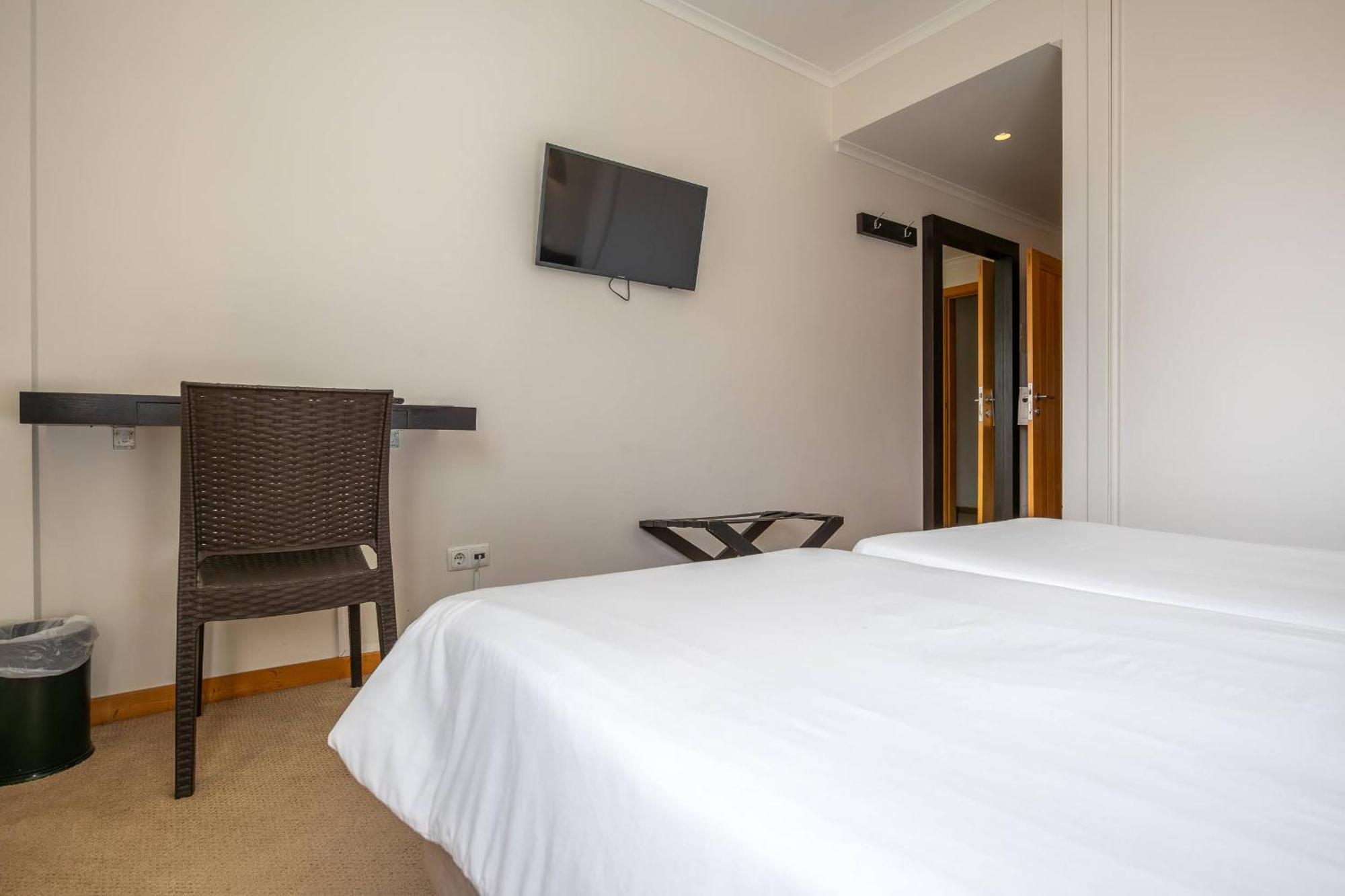 White Waters Hotel Machico  Exterior foto