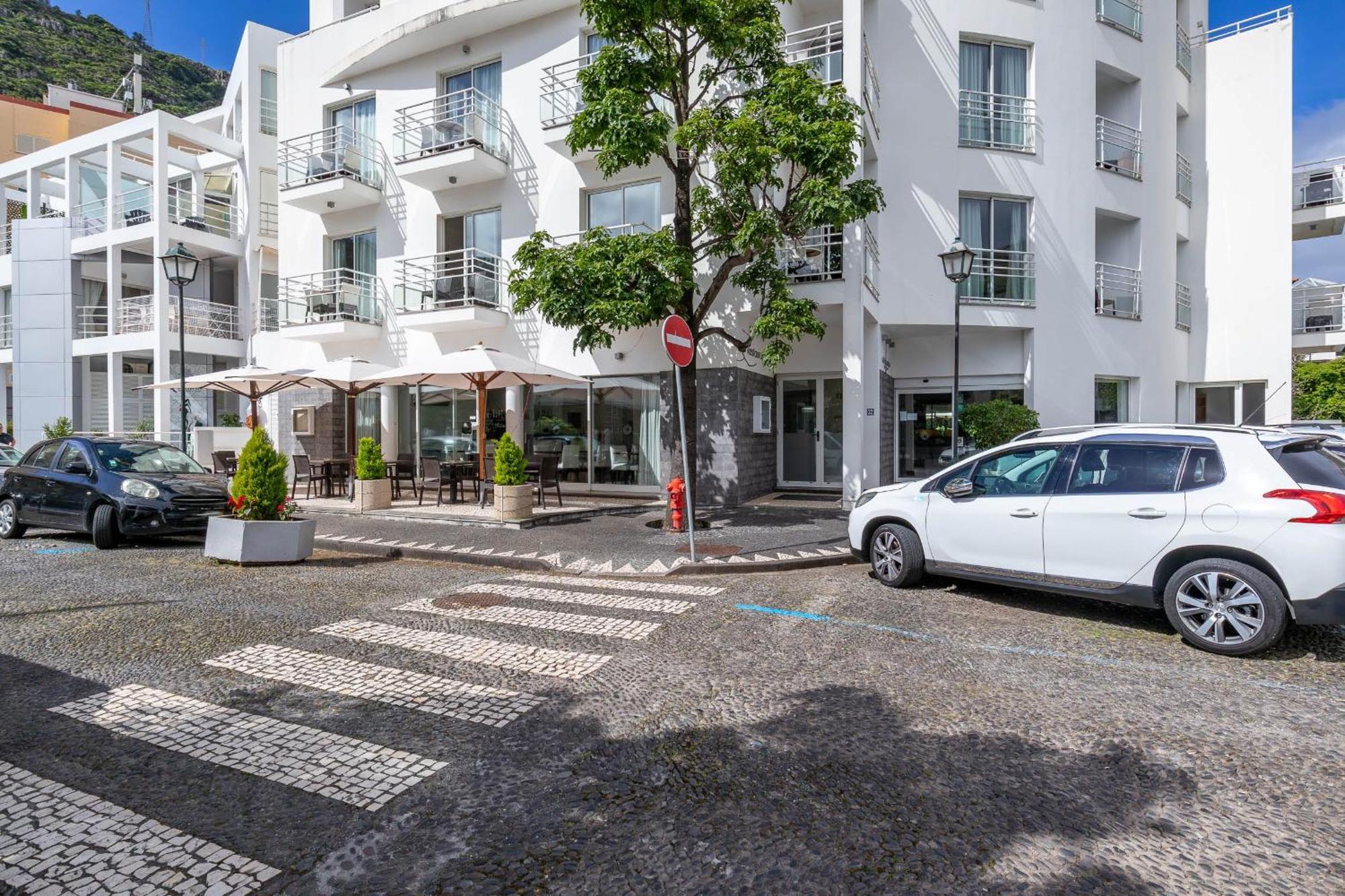White Waters Hotel Machico  Exterior foto